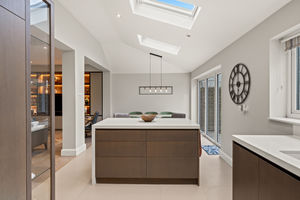 Photo 7- click for photo gallery